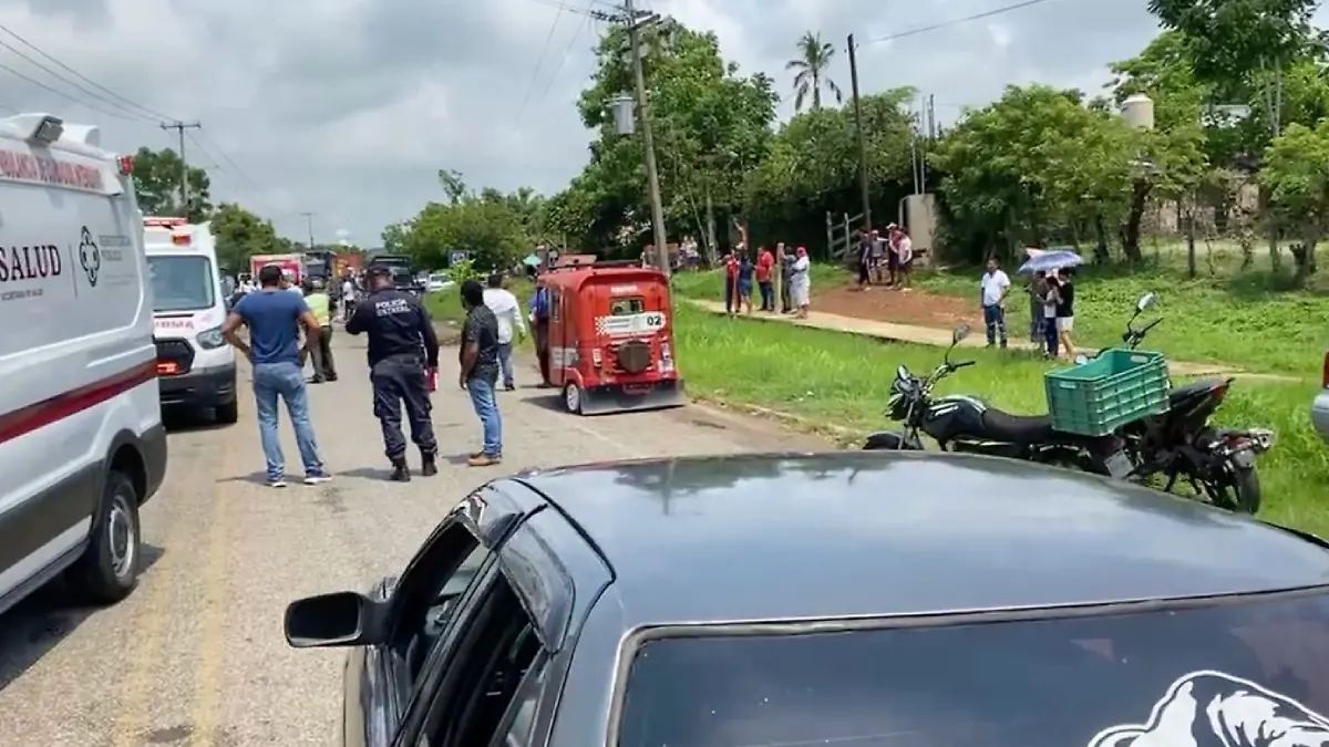 bloqueo en Jalapa por falta de luz